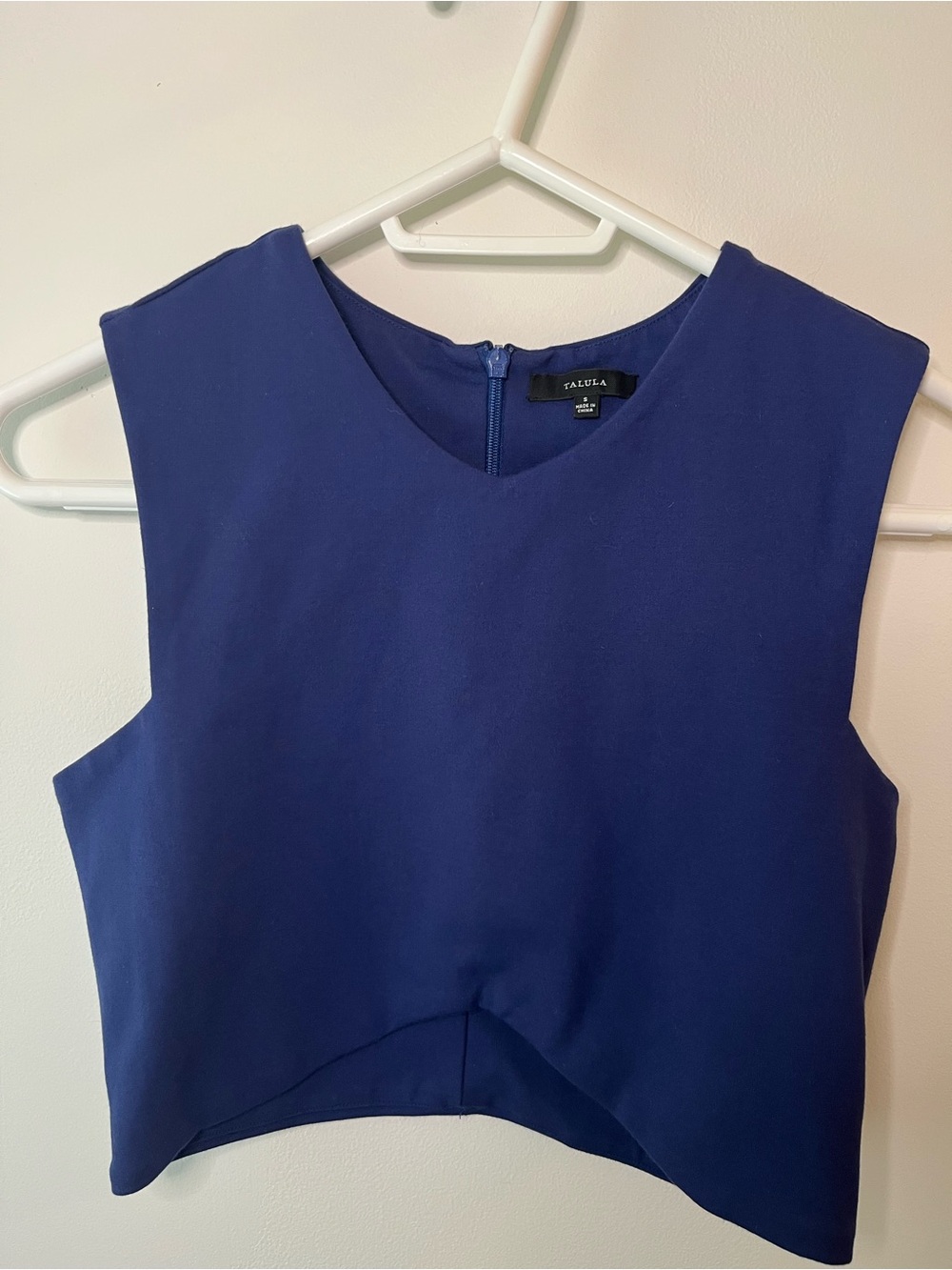 Talula (Aritzia) Navy Blue Sleeveless Crop Top - Size S